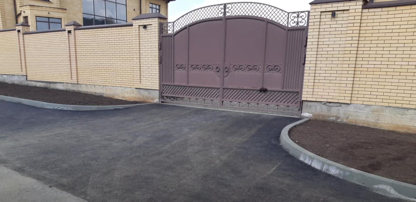 https://krasnogorsk.blago-s.ru/storage/app/uploads/public/646/325/9f3/6463259f3434e253867272.png